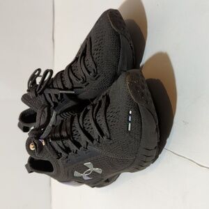 Under Armour Hovr Black Holographic size 6